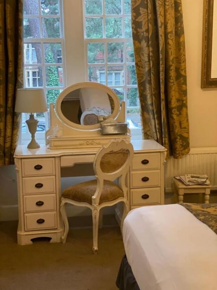 Langtry Manor Hotel 29/47