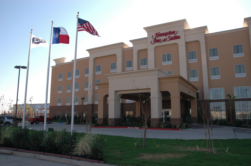 Hampton Inn and Suites Corsicana 6/62