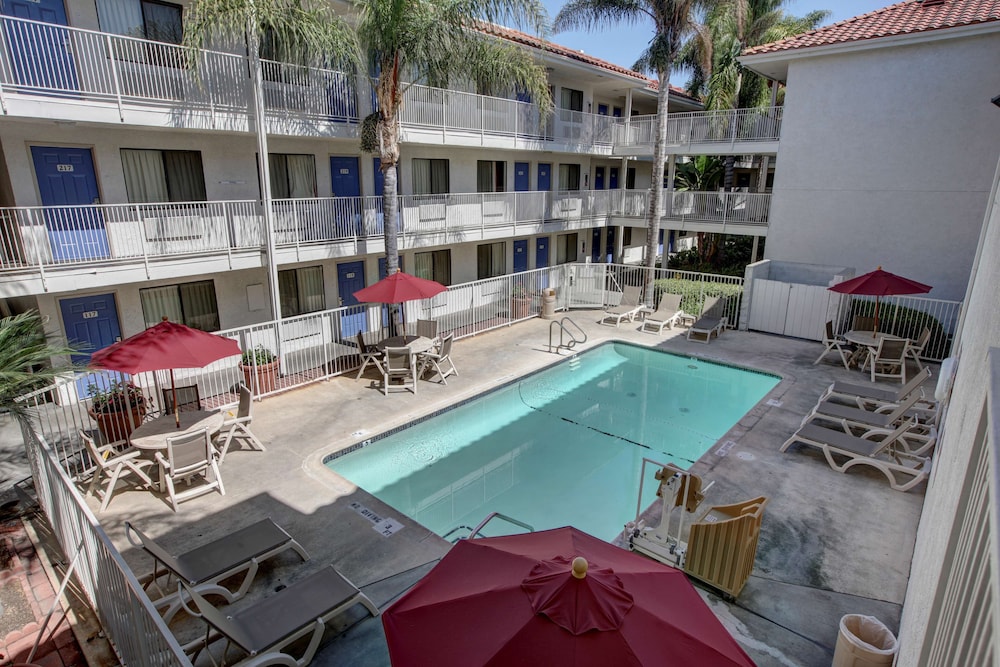 Motel6 Bellflower, CA - Los Angeles in LONG BEACH - CA
