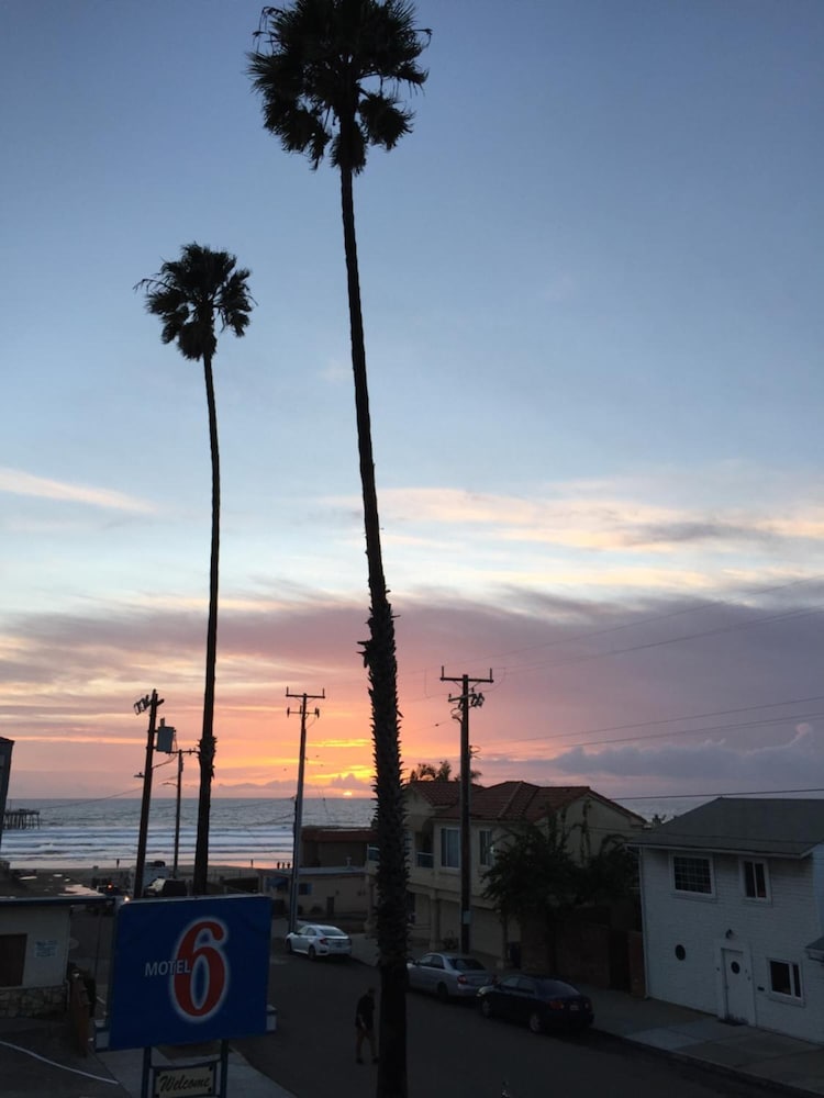 Motel6 Pismo Beach, CA - Pacific Ocean 39/52