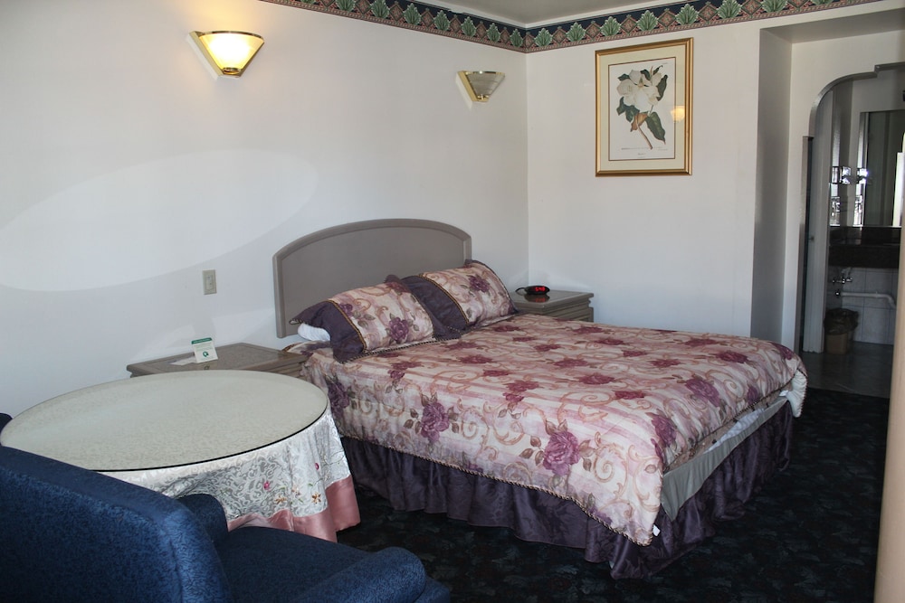 Best Whittier Inn 31/53