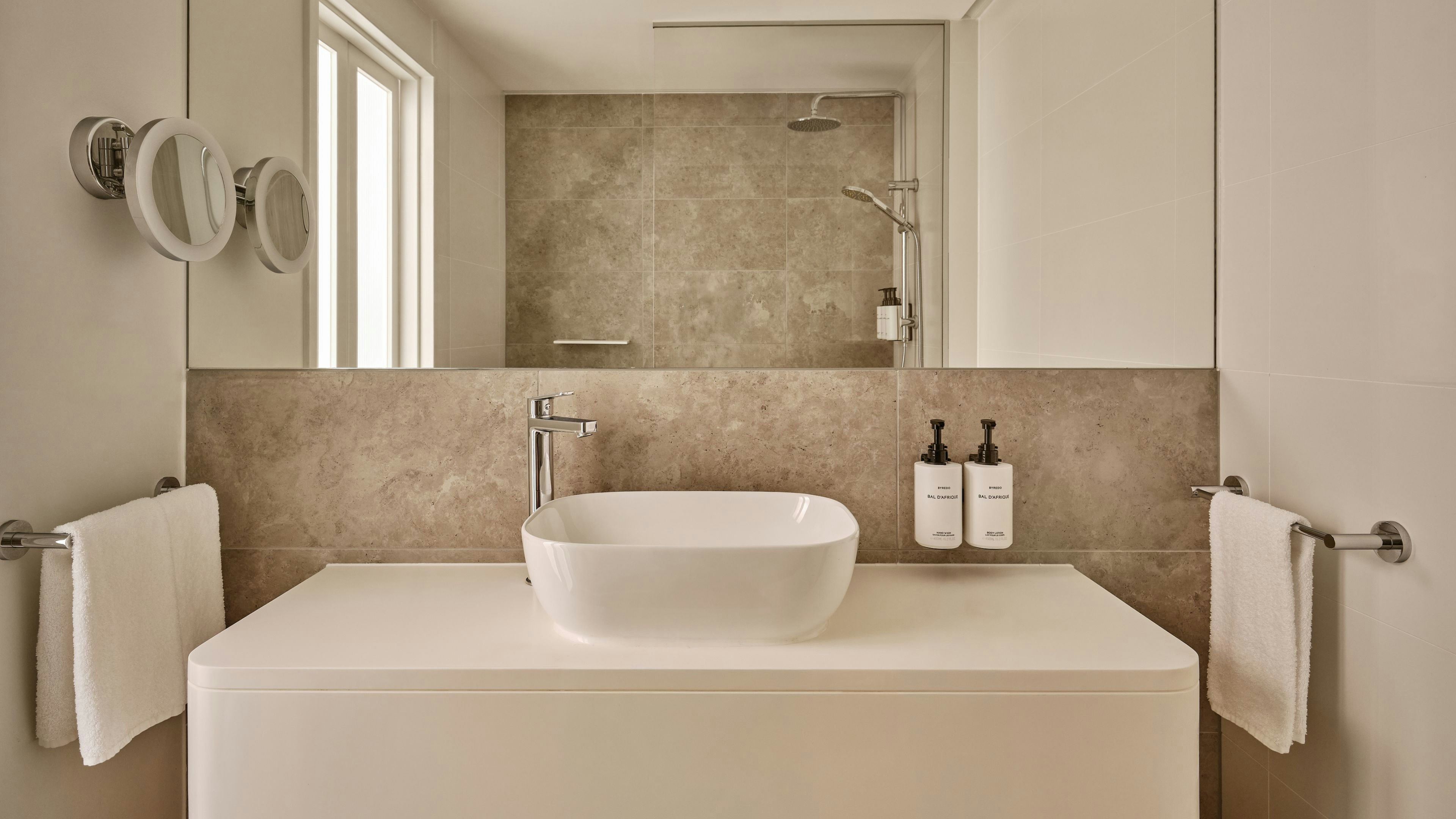 InterContinental Sydney Coogee Beach by IHG 79/80