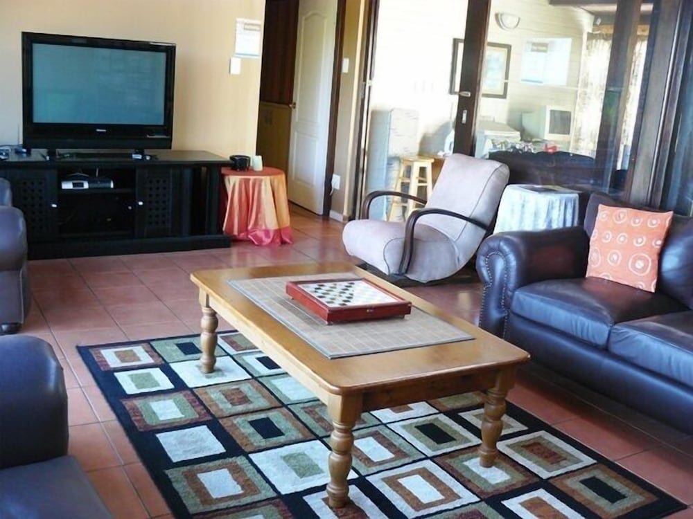 See More Guest House 29/50