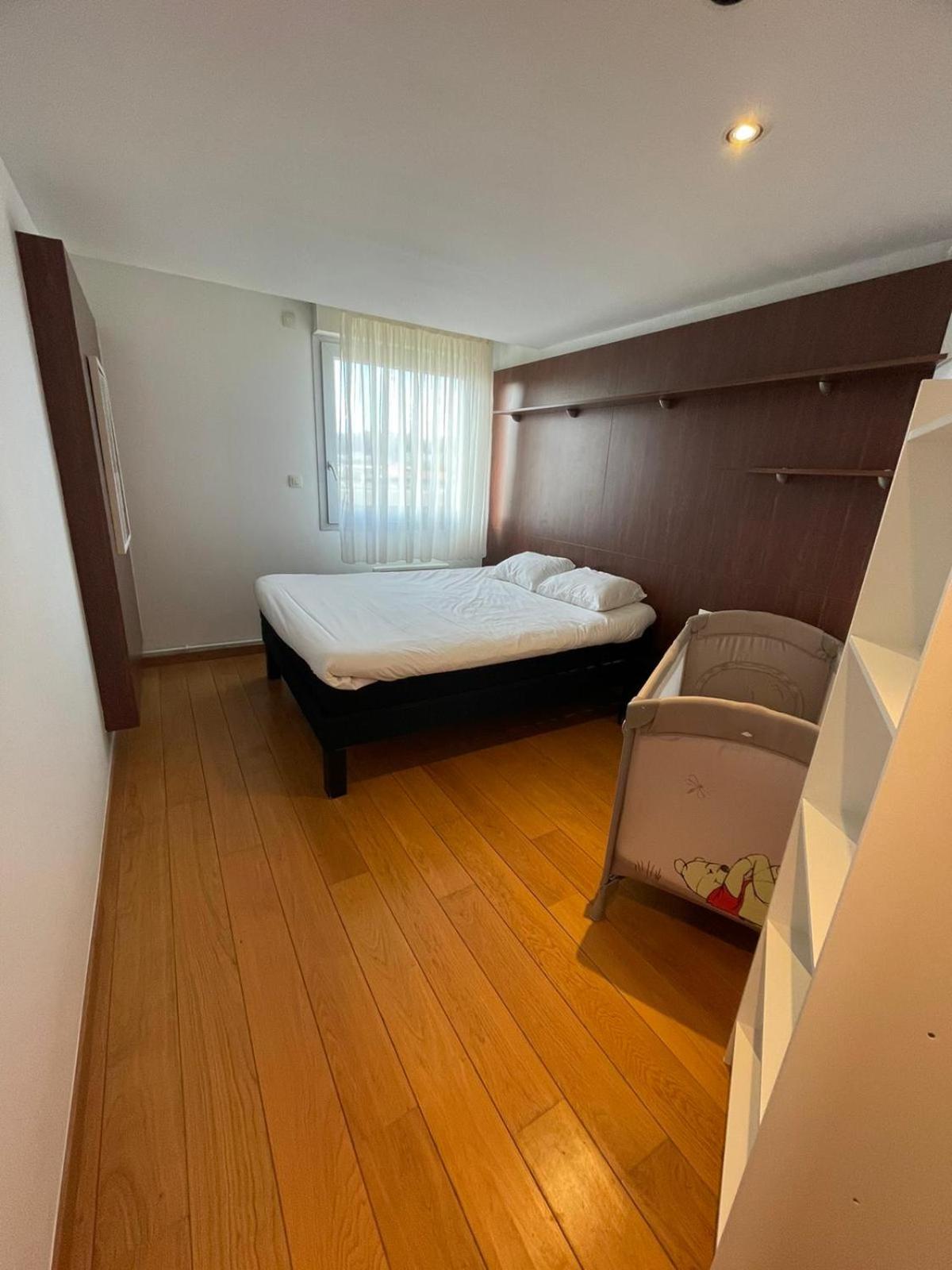 Apartment, 1 Double and 1 Single Bed