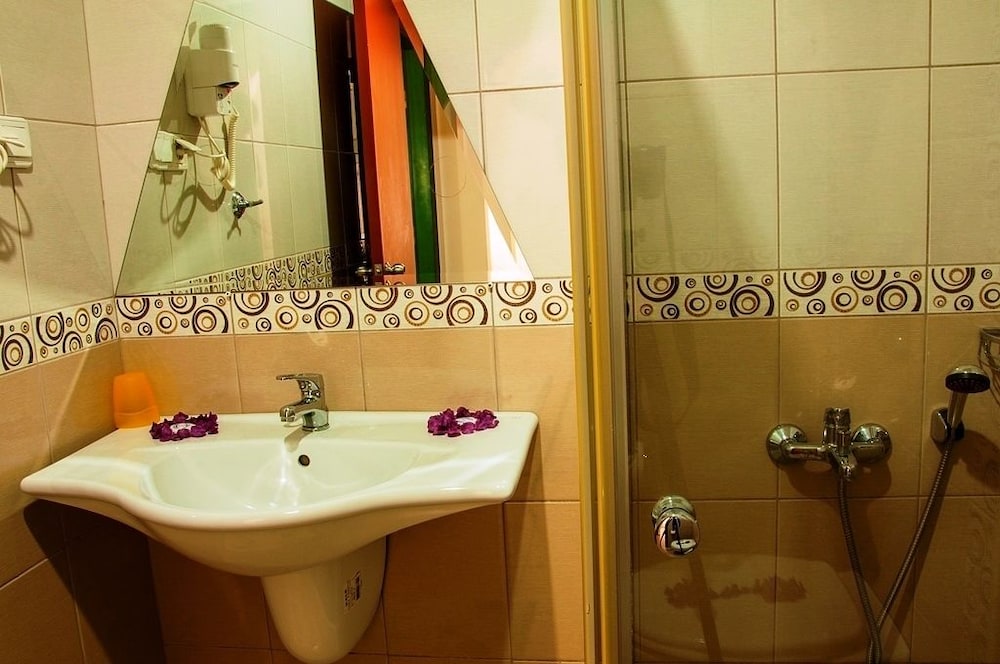 SUNWAY APART HOTEL 50/61