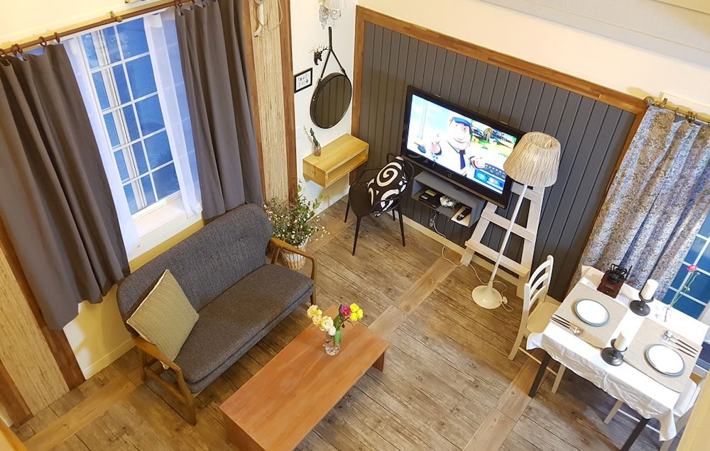 Gyeongju Olive House Pension 15/50