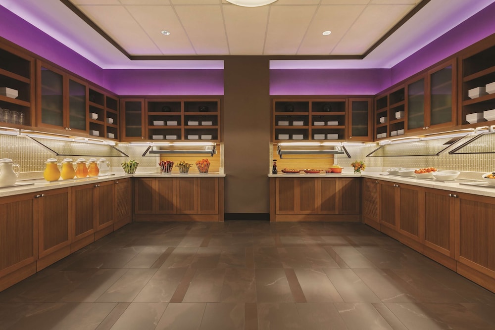 Hyatt Place Baltimore Inner Harbor 34/46