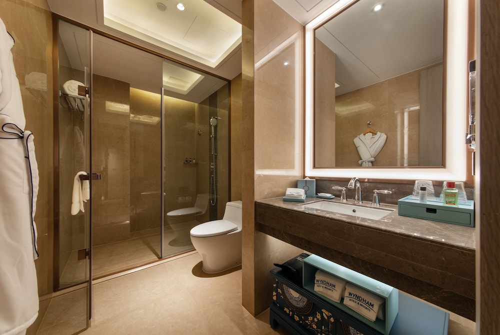 Wyndham Kunming Panlong 43/47