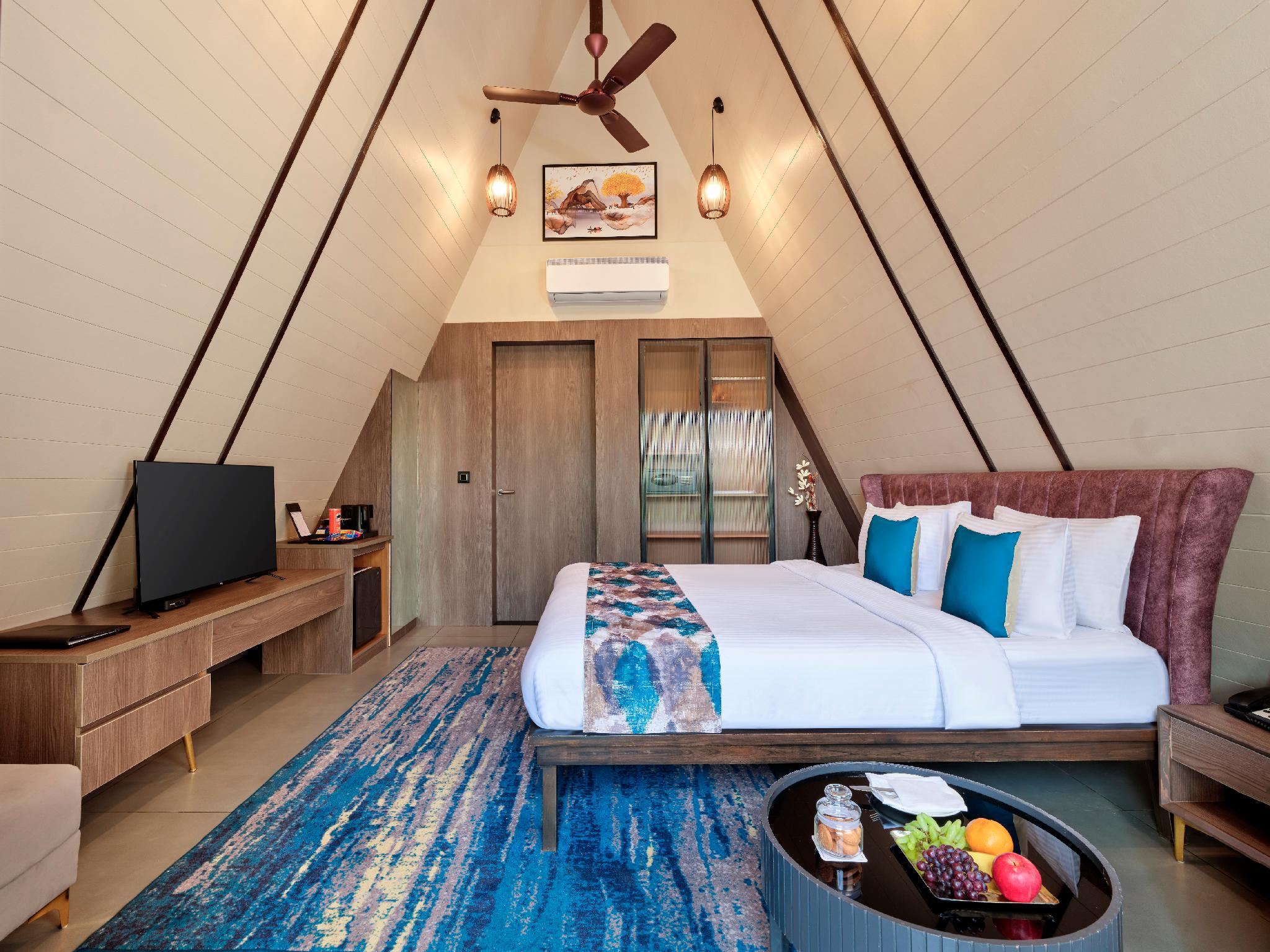 Premium, Cottage, King Bed, Plunge Pool