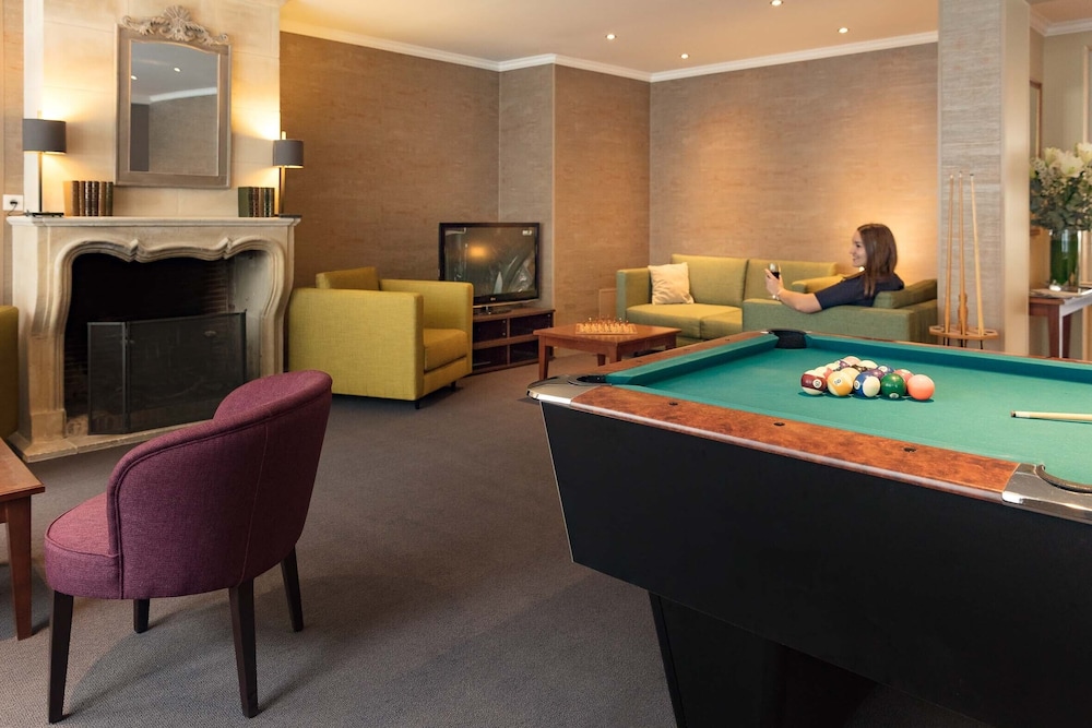 Hotel Montbriand Antony 27/44