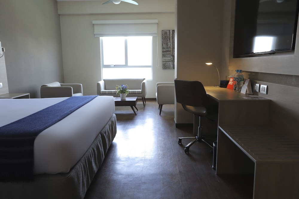 CASA ANDINA SELECT TACNA 50/76