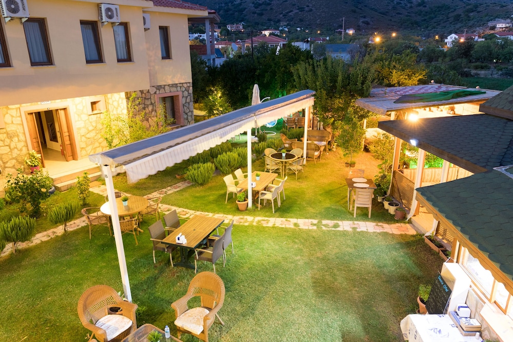 Palamutbuku Deniz Apart Otel 15/21