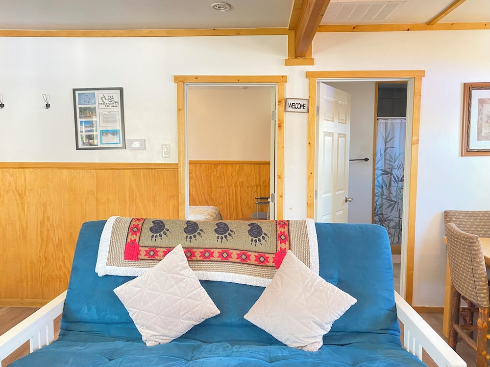 Blue Horizon Lodge 36/50