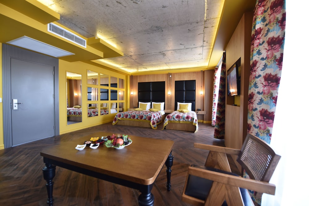 Bayberd Hotel 25/34