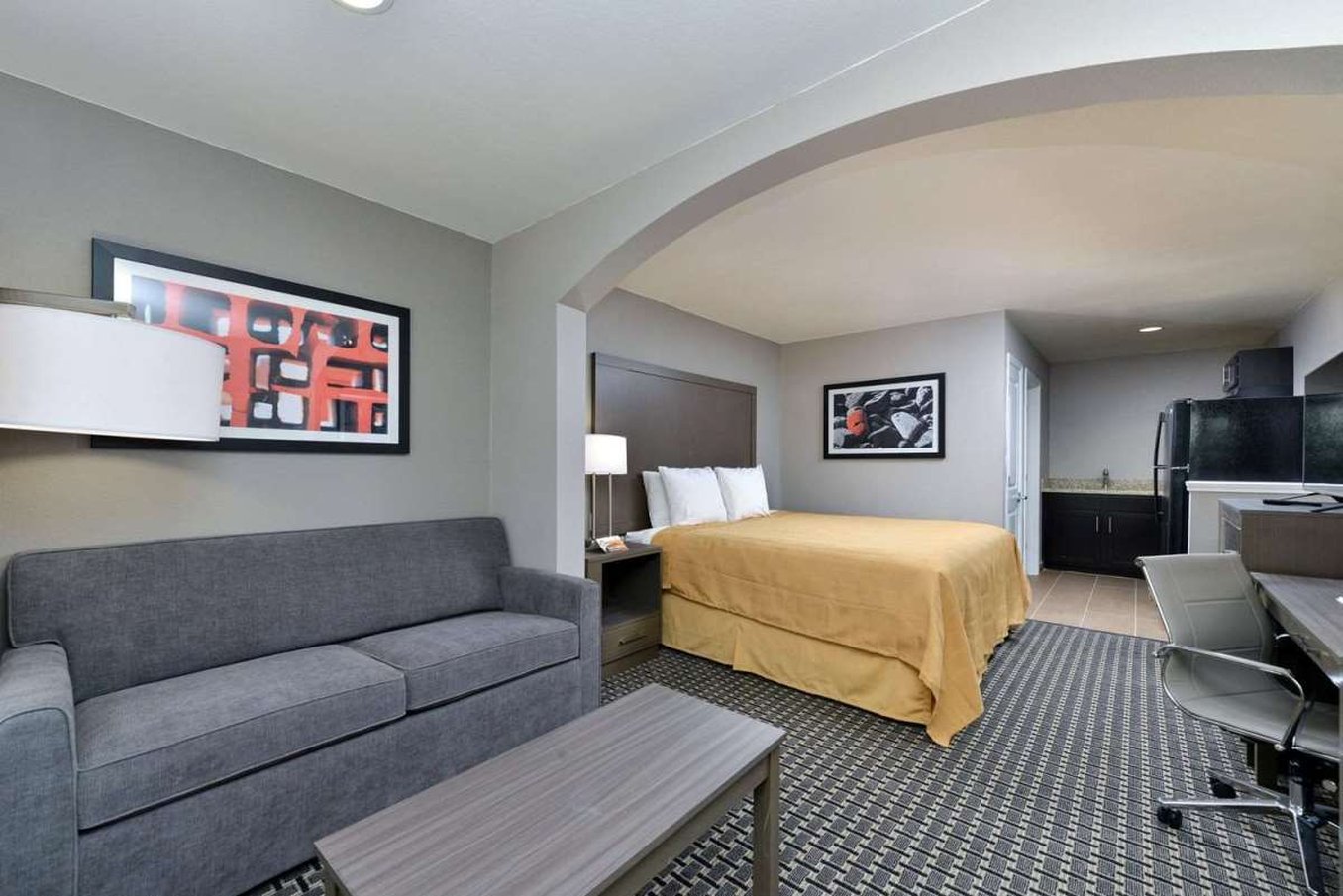 Quality Inn Suites Cotulla 34/49