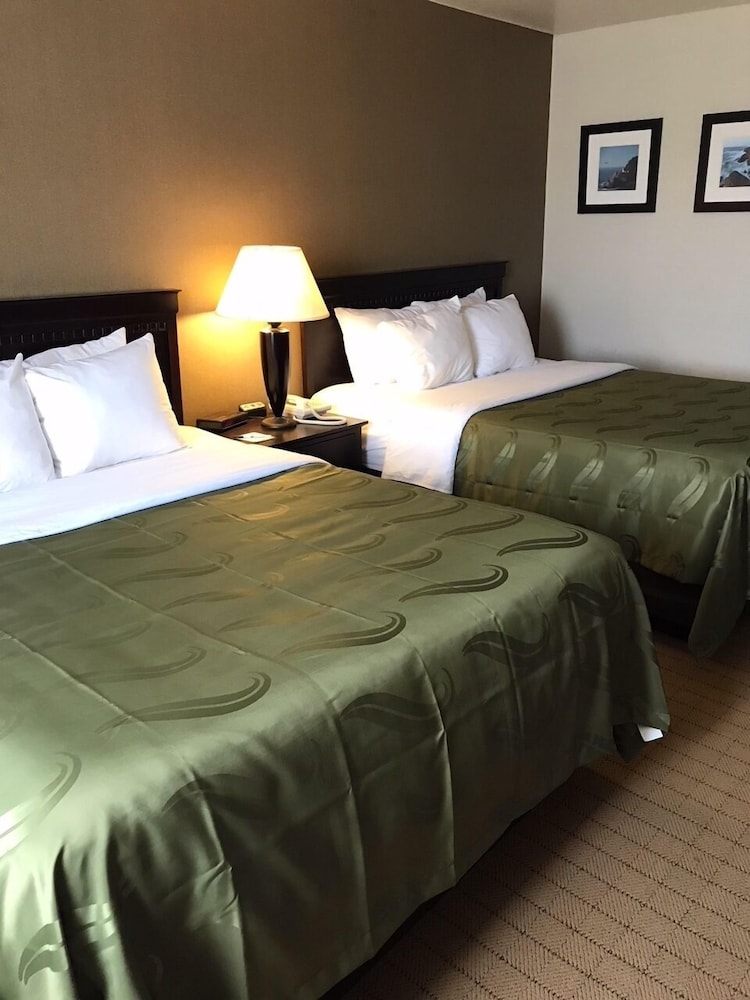 Quality Inn Florence, OR 12/41