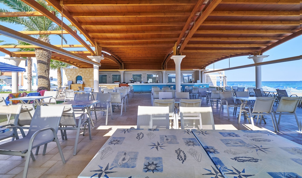 Eva Bay Resort 38/49