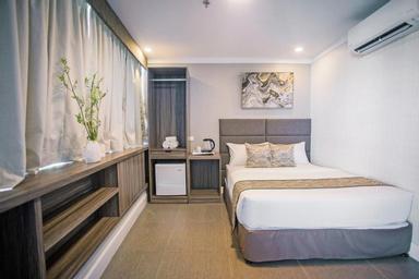 SUPERIOR, DOUBLE OR TWIN BED