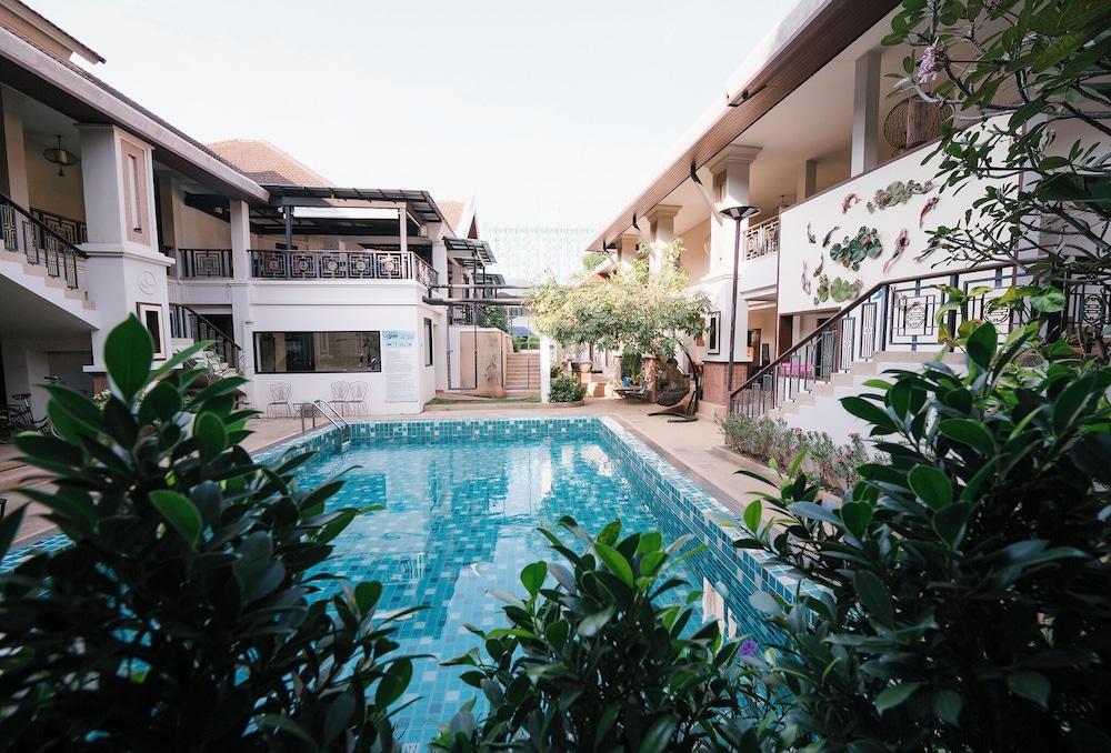 La Seine City Resort 42/46