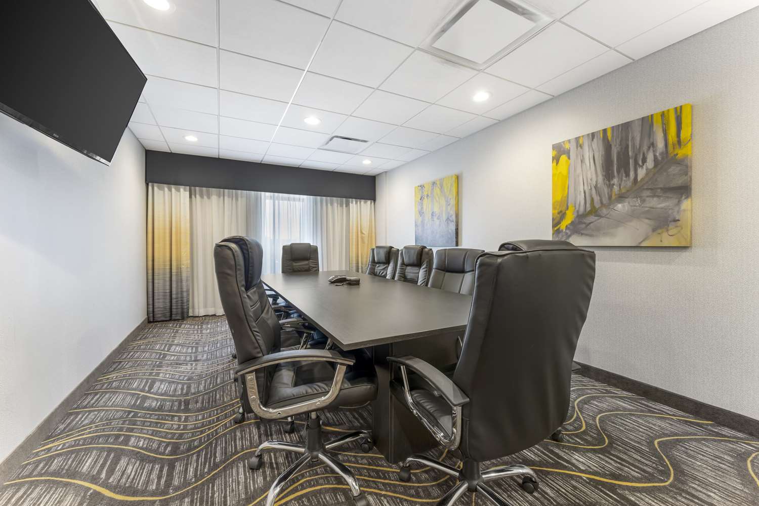 Best Western Plus Cranberry-Pittsburgh North 45/52