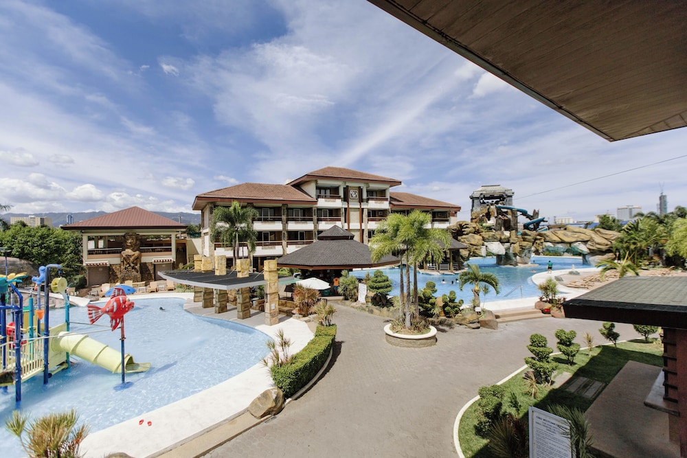 Cebu Westown Lagoon - South Wing 51/57