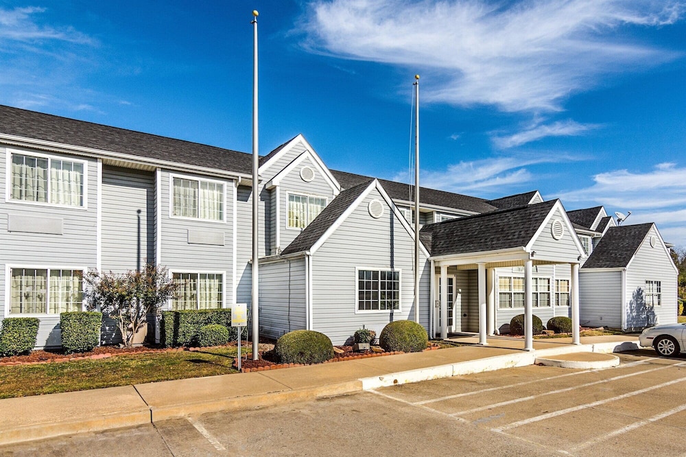 Motel6 McAlester, OK 32/39