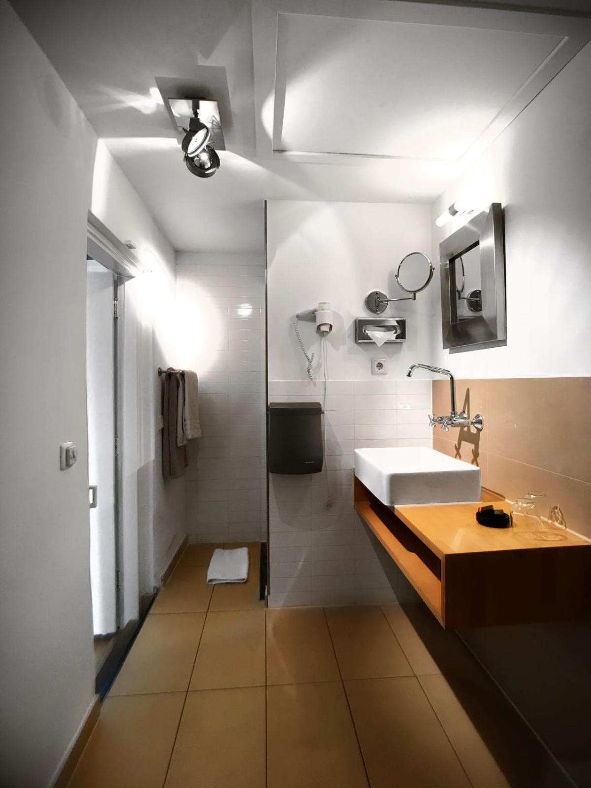 Hotel ML 49/50