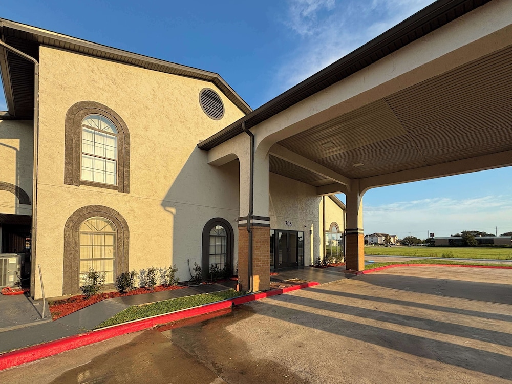 Motel6 La Porte, TX 47/54