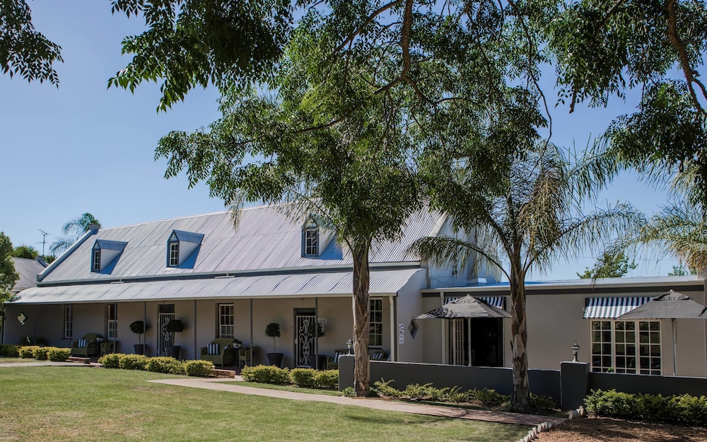 Elianthe Boutique Guesthouse 46/50