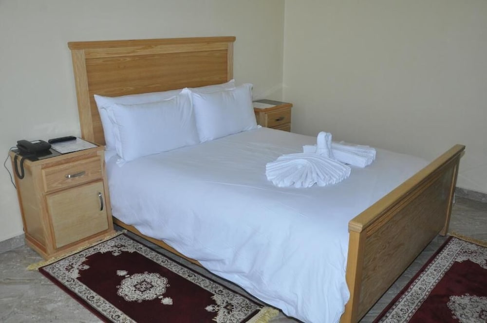 BASIC, SINGLE, DOUBLE BED