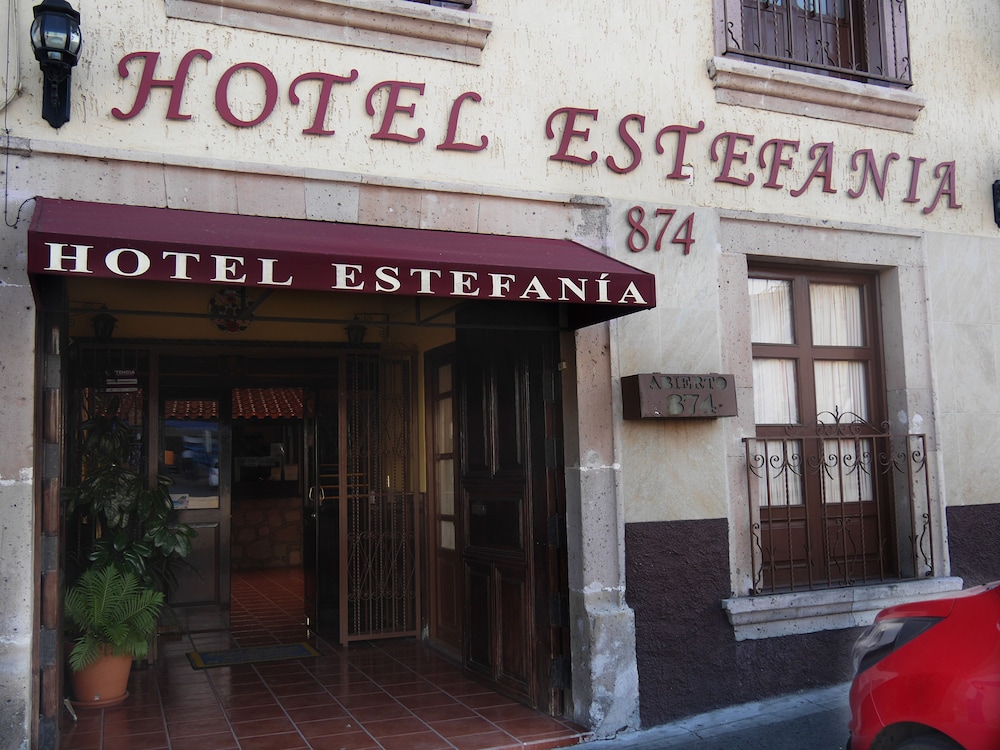 Hotel Estefania 1/45