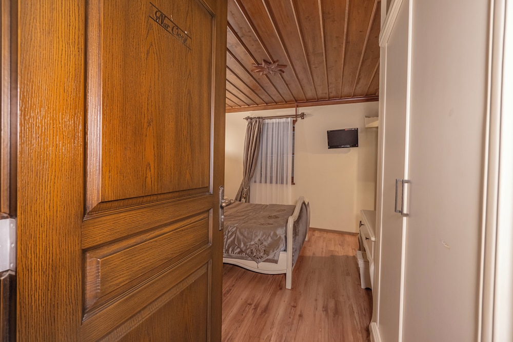 Centauera Boutiqe Hotel 60/76