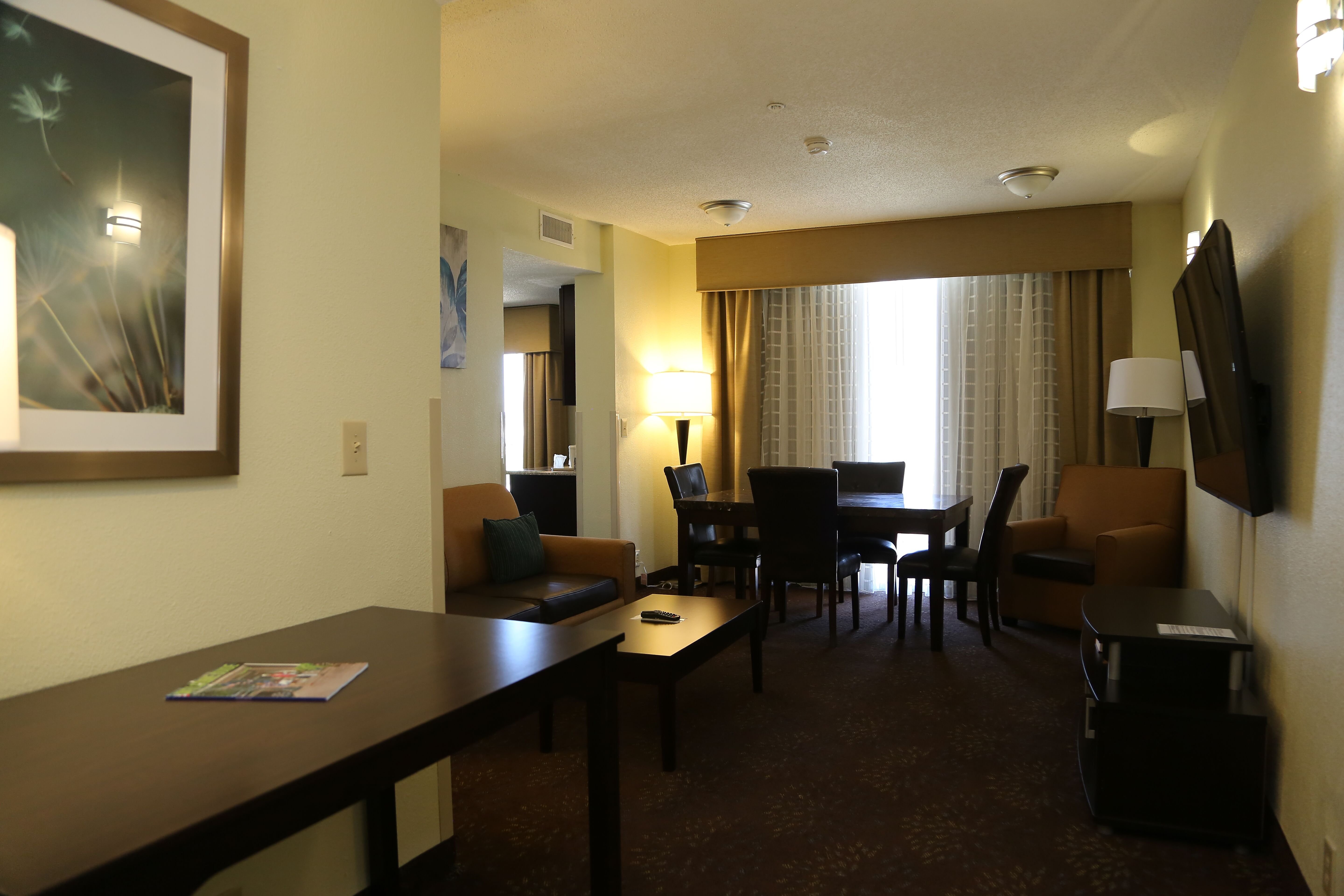 Holiday Inn Express Hotel And Suites Cleveland 31/35