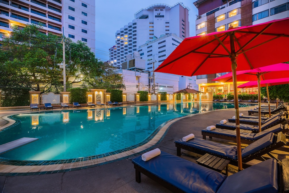 Mountain Beach Hotel in PATTAYA