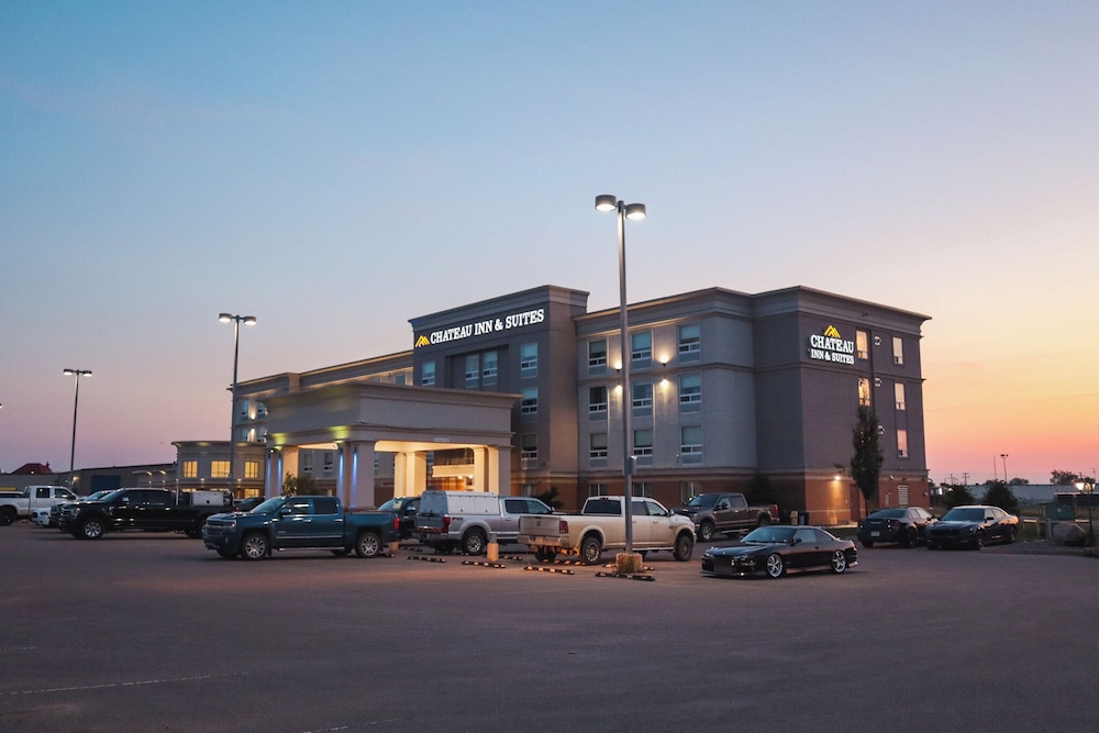 Chateau Inn and Suites Bonnyville 4/42