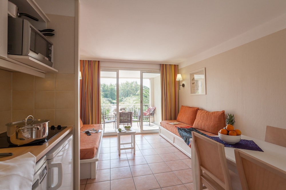 RESIDENCE PIERRE AND VACANCES LE HAMEAU DE LA PINÈDE 43/74