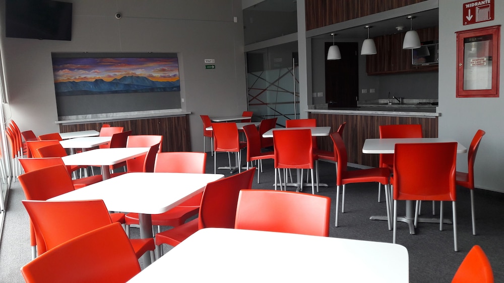 Hotel Block Suites 44/69