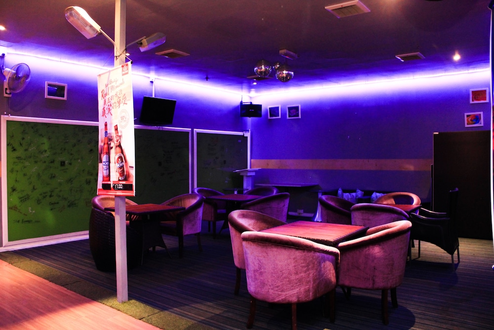 Shervinton Executive Boutique Hotel 42/60