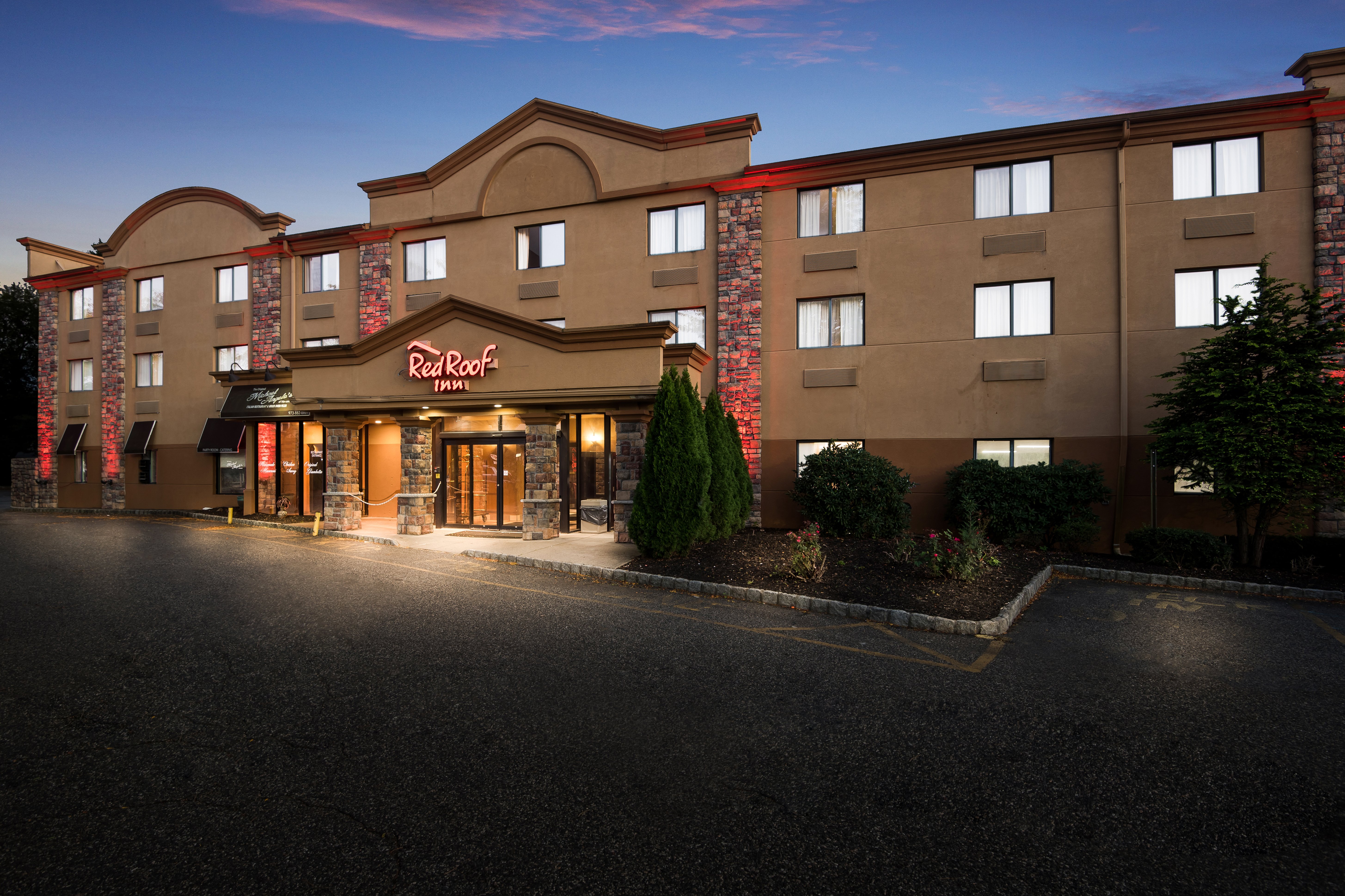 Red Roof Inn Fairfield 2/20