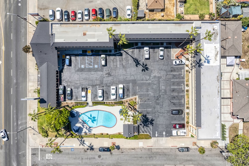 Vagabond Inn Whittier 7/53