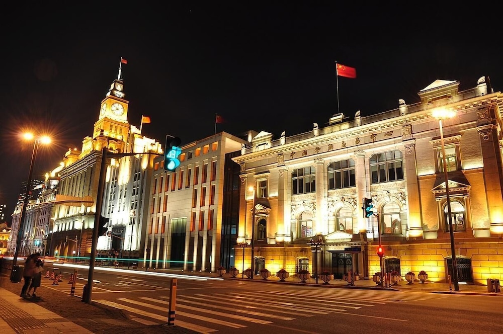 Jinglai Hotel (Shanghai Bund East Nanjing Road Pedestrian Street) 3/50