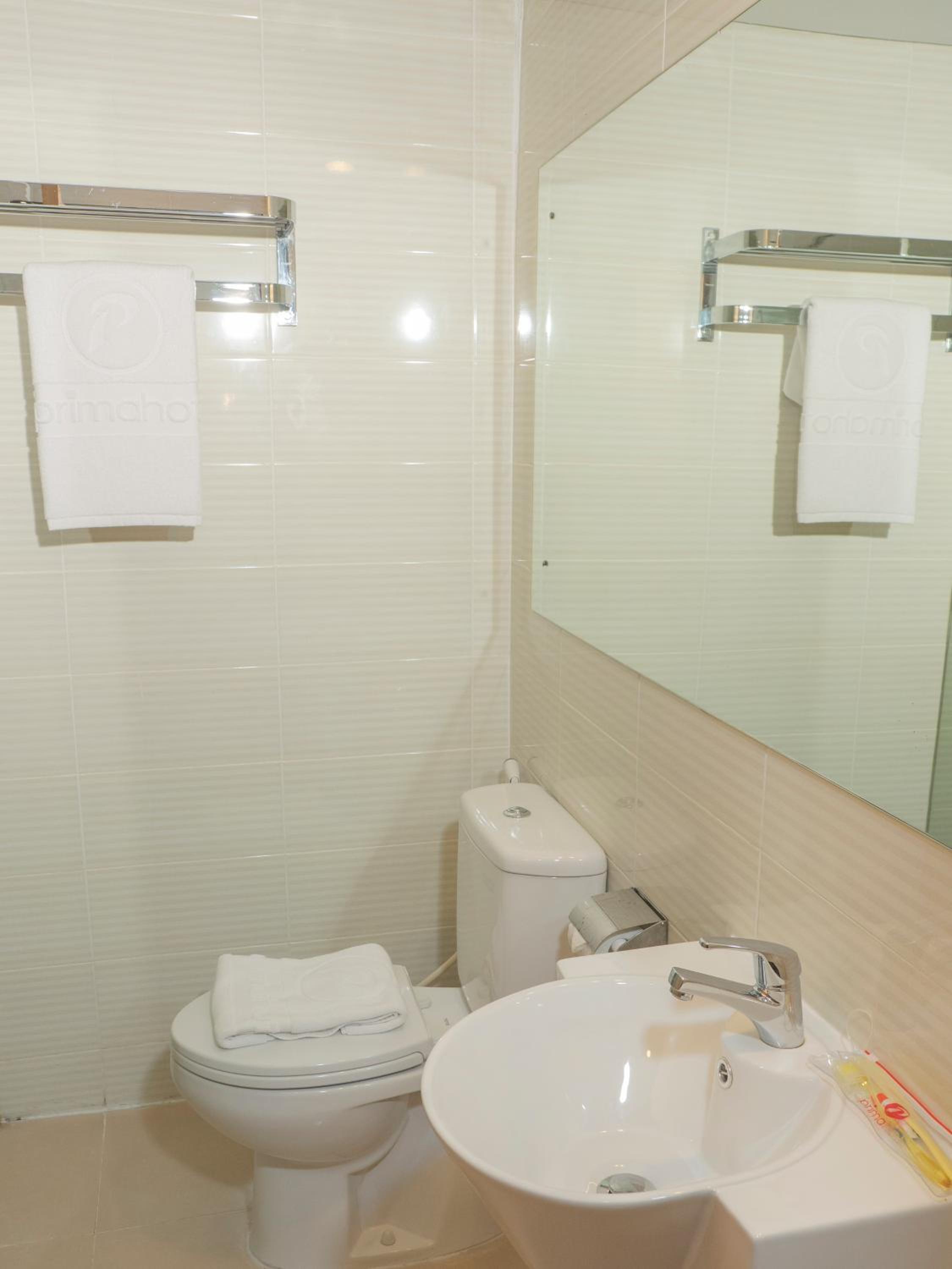D Primahotel Terminal 1a 42/46