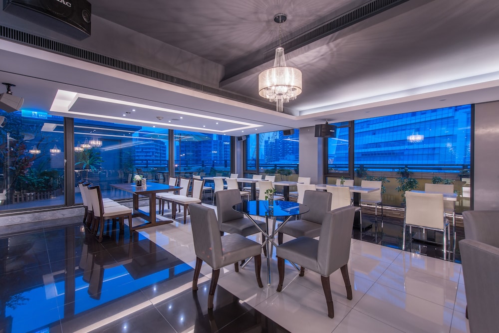 Forward Hotel Nangang 52/70