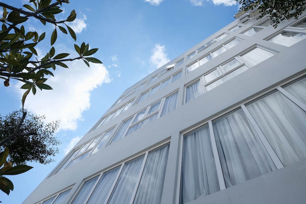 Azana Style Hotel Pamekasan Madura 3/39