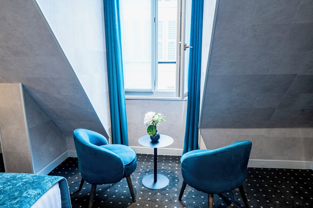 Hotel de la Paix Tour Eiffel 47/63