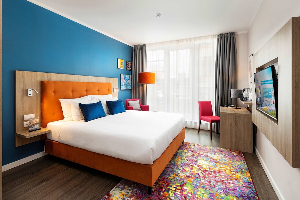 PREMIUM, DOUBLE BED, BALCONY