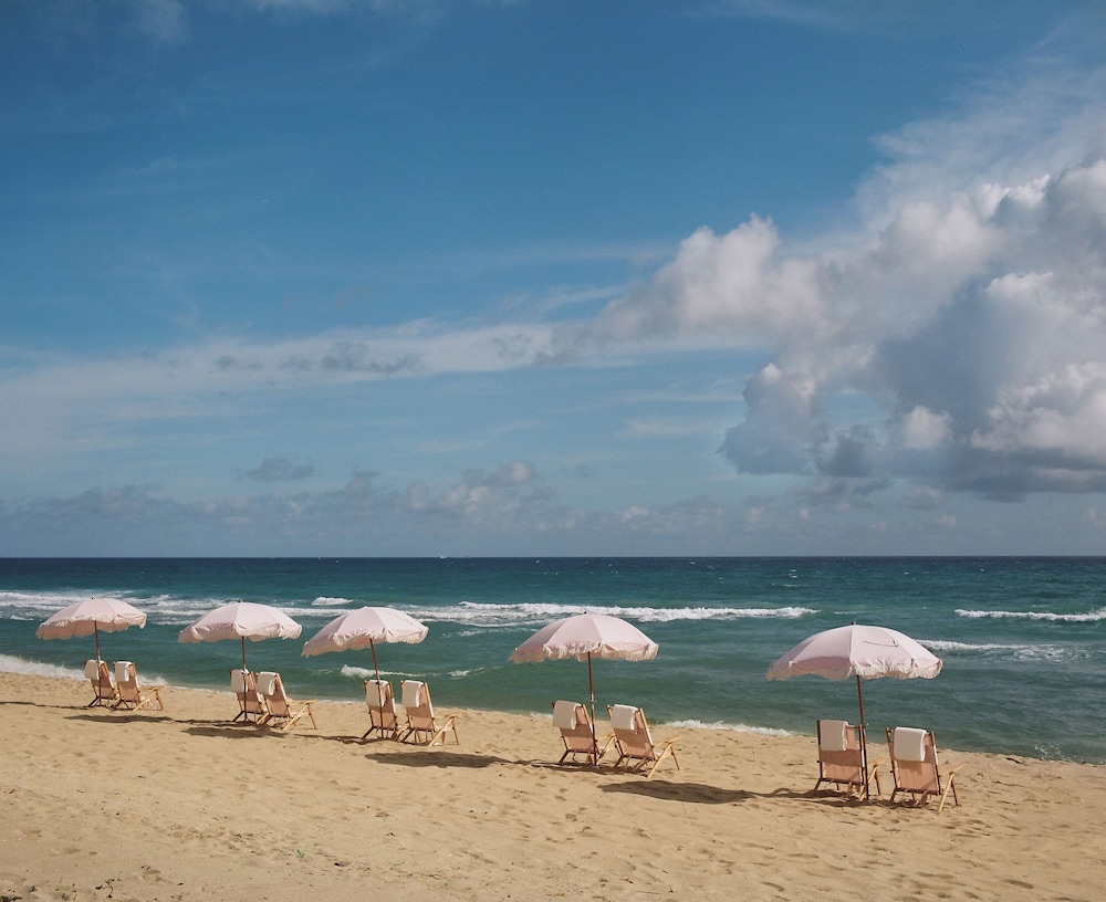 Colony Palm Beach 52/59