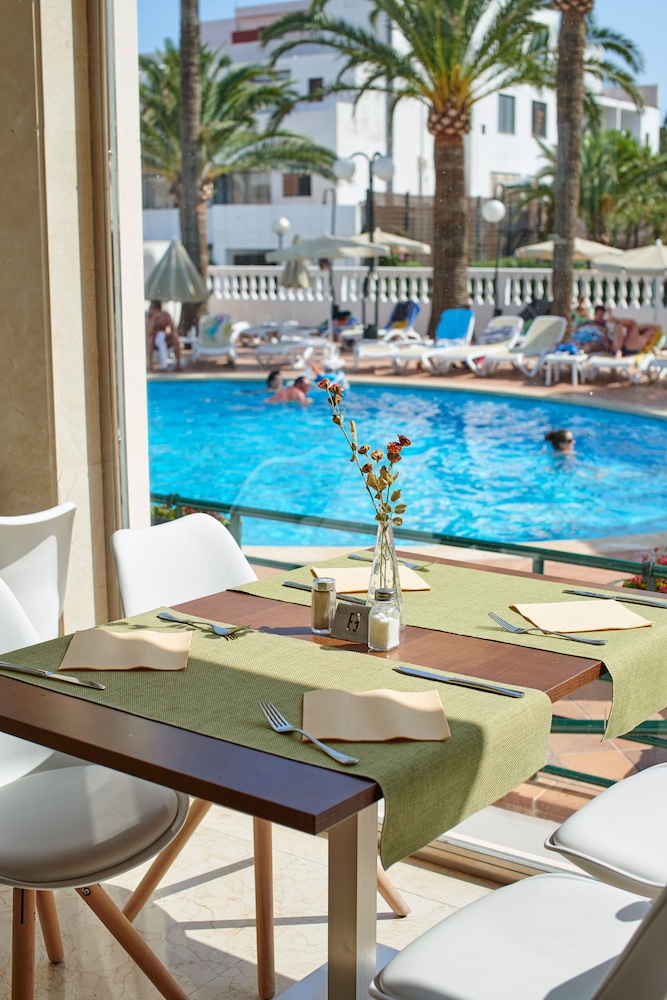 Green Oasis Morito Hotel 49/61