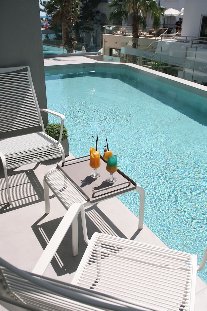 Glaros Beach Hotel 24/50