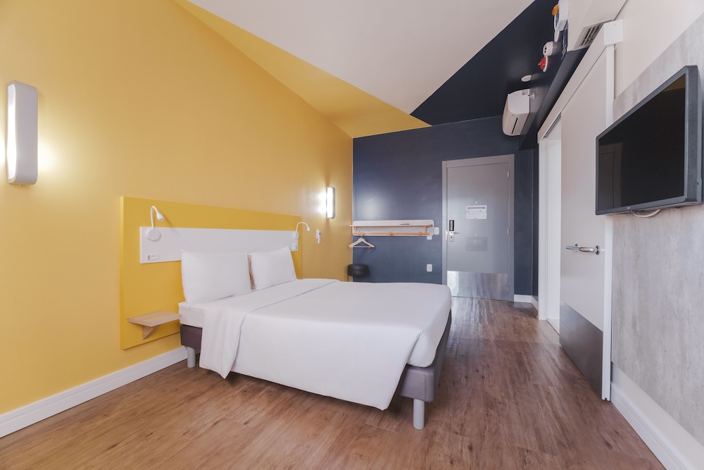 ibis Budget Farroupilha 28/60